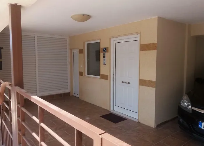 Jordan's 4th At * Nea Michaniona